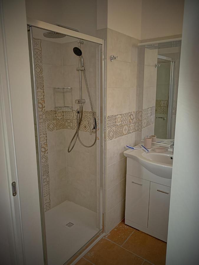 카스텔마조레 Al Sit Ed Marino B&B 외부 사진
