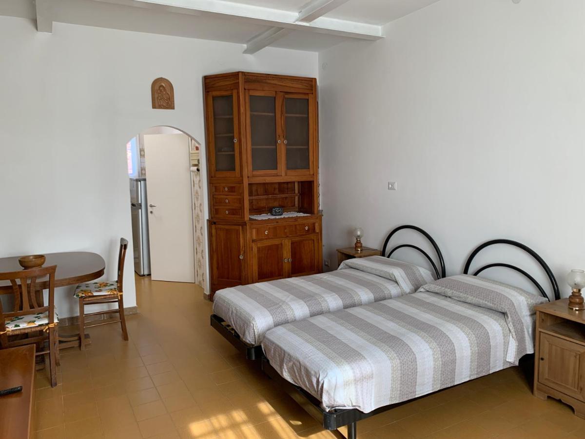 카스텔마조레 Al Sit Ed Marino B&B 외부 사진